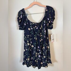 Motherhood Maternity Blouse Floral‎ Smocked Blue Small NWT